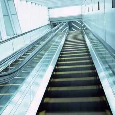1000mm Lebar Langkah Escalator tangga lift stainless steel Aluminium