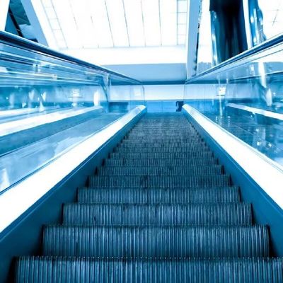 Perjalanan yang dapat disesuaikan Perjalanan yang bergerak Bandara 20 Meter Tangga Lift Escalator