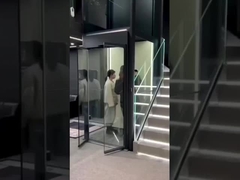 Platform elevator penggerak sekrup halus kecepatan 0,15 M/S